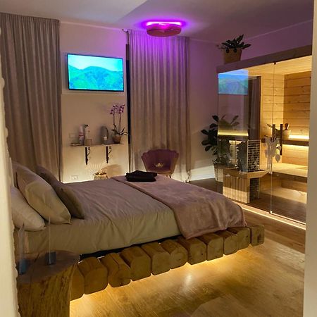 Love Space Sensory Spa & Relax Suite Santa Maria delle Mole Εξωτερικό φωτογραφία