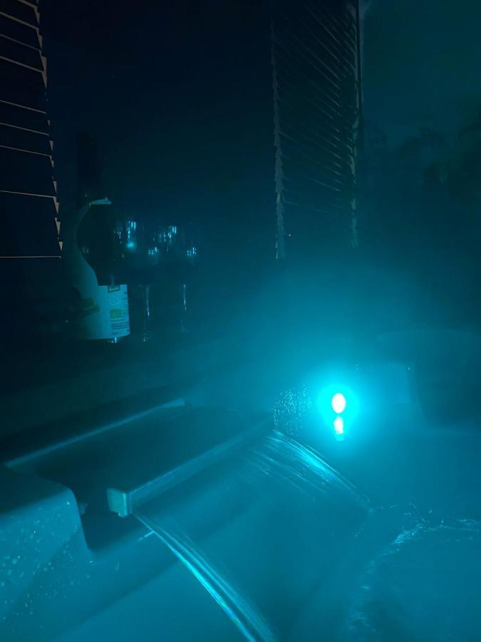 Love Space Sensory Spa & Relax Suite Santa Maria delle Mole Εξωτερικό φωτογραφία