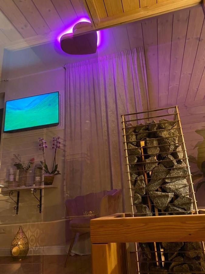 Love Space Sensory Spa & Relax Suite Santa Maria delle Mole Εξωτερικό φωτογραφία